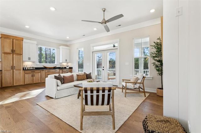 1906 McCoy Rd, Chesapeake, VA 23323