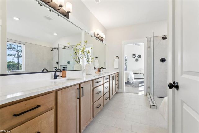 1906 McCoy Rd, Chesapeake, VA 23323