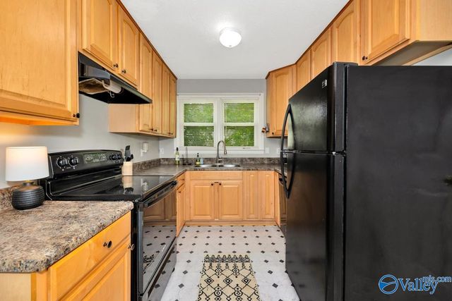 3809 8th Avenue SW, Huntsville, AL 35805