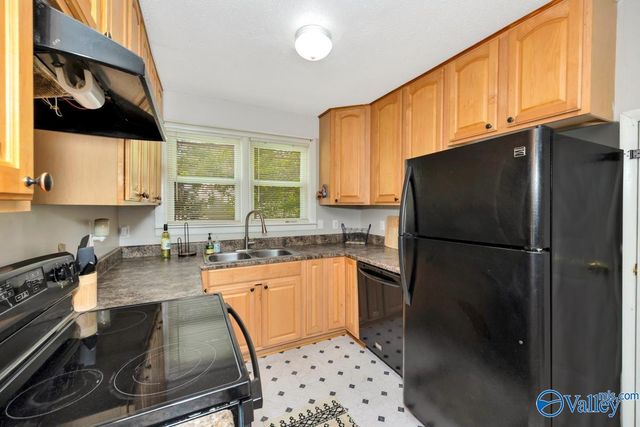 3809 8th Avenue SW, Huntsville, AL 35805