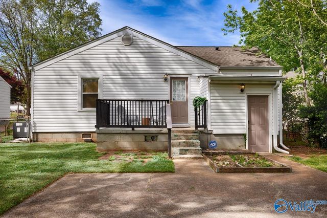 3809 8th Avenue SW, Huntsville, AL 35805