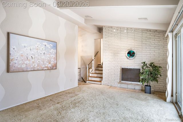 5832 Shaun Road, West Bloomfield Charter Township, MI 48322