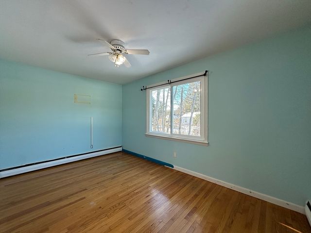 3 Sylvia St, Palmer, MA 01080