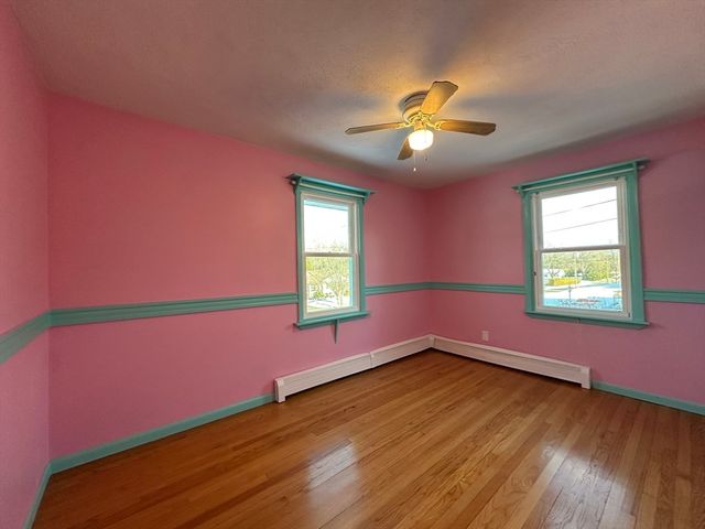 3 Sylvia St, Palmer, MA 01080