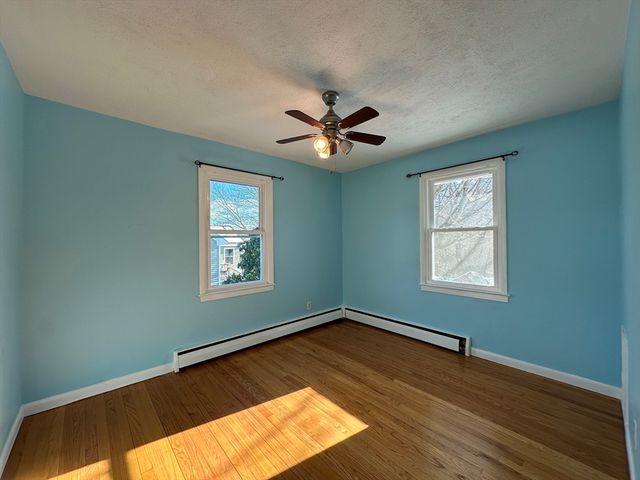 3 Sylvia St, Palmer, MA 01080