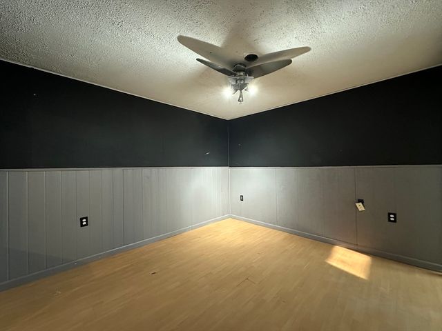 3 Sylvia St, Palmer, MA 01080