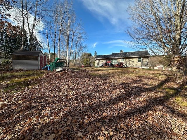 3 Sylvia St, Palmer, MA 01080