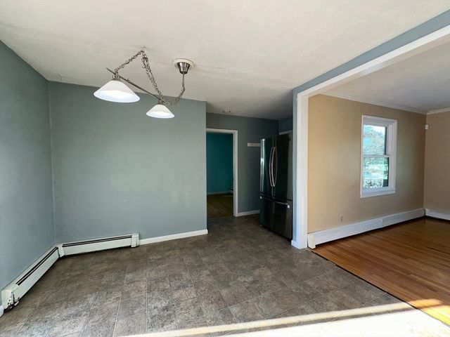 3 Sylvia St, Palmer, MA 01080