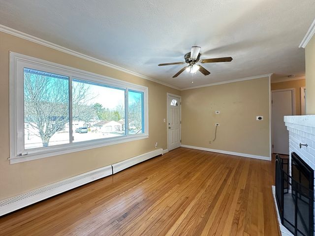 3 Sylvia St, Palmer, MA 01080