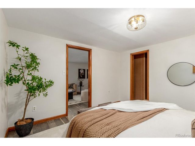 937 Pratt St, Longmont, CO 80501