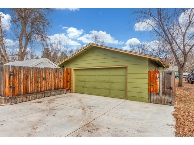 937 Pratt St, Longmont, CO 80501