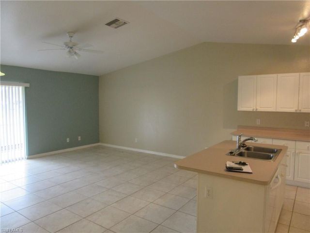 271 SW 4th ST 271, Cape Coral, FL 33991