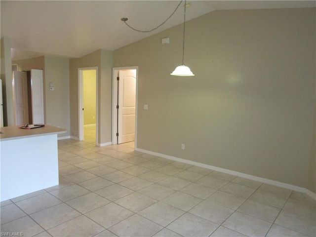 271 SW 4th ST 271, Cape Coral, FL 33991
