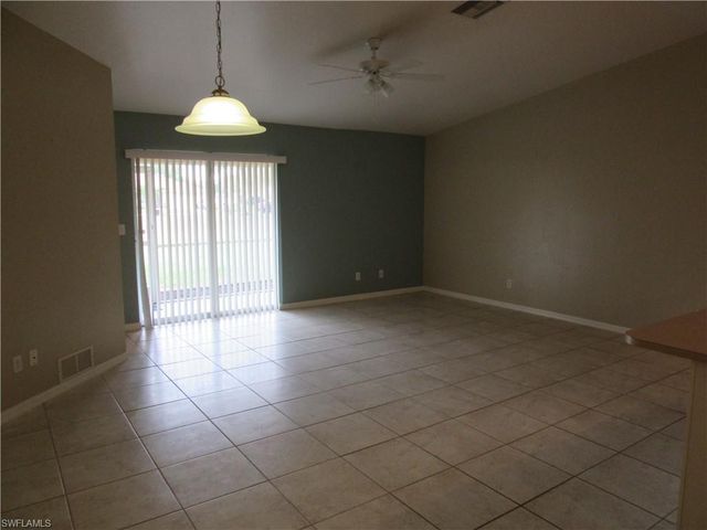 271 SW 4th ST 271, Cape Coral, FL 33991