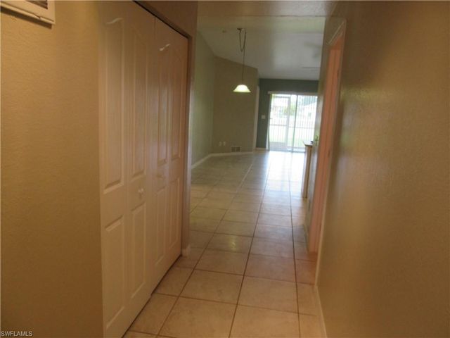 271 SW 4th ST 271, Cape Coral, FL 33991