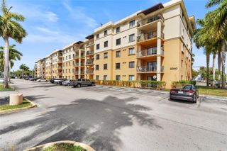 9340 Fontainebleau Blvd W314, Miami, FL 33172