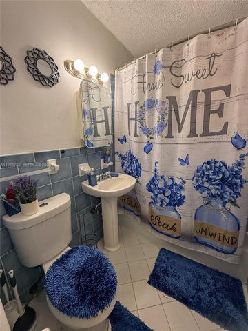 9971 SW 41st Ter, Miami, FL 33165