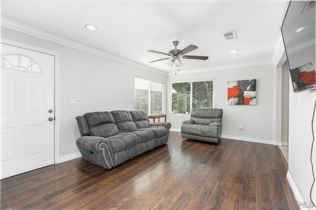 6316 Skyline Dr, San Diego, CA 92114