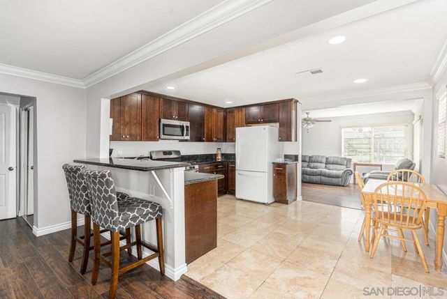 6316 Skyline Dr, San Diego, CA 92114