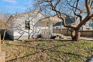 2212 North Kellett Avenue, Springfield, MO 65803