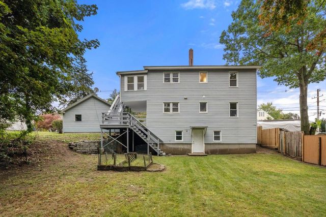 8 Blue Hill Avenue Unit 2, Nashua, NH 03064