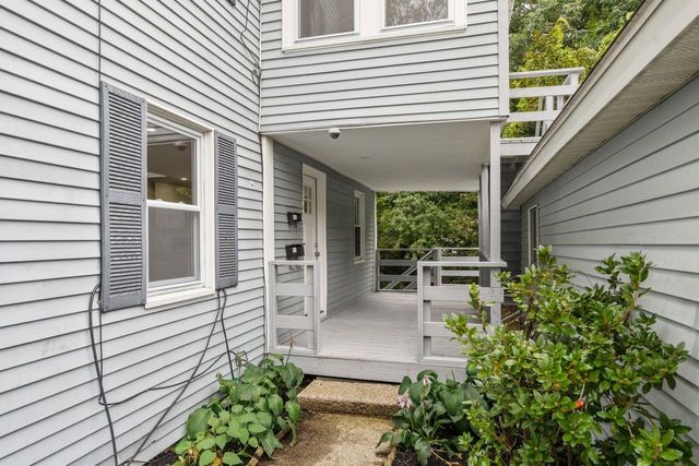 8 Blue Hill Avenue Unit 2, Nashua, NH 03064