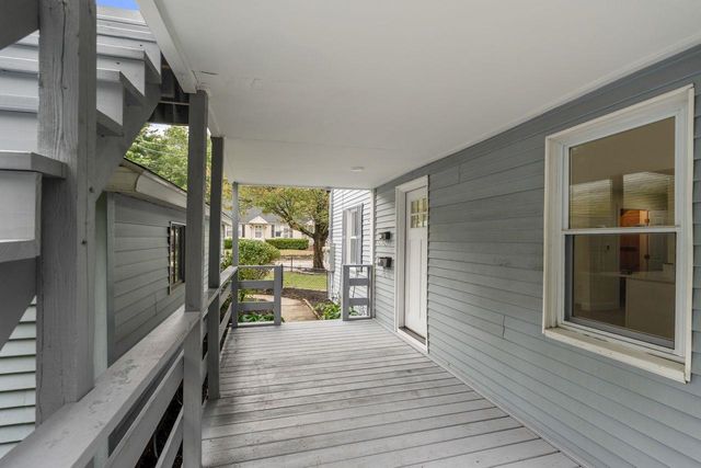 8 Blue Hill Avenue Unit 2, Nashua, NH 03064