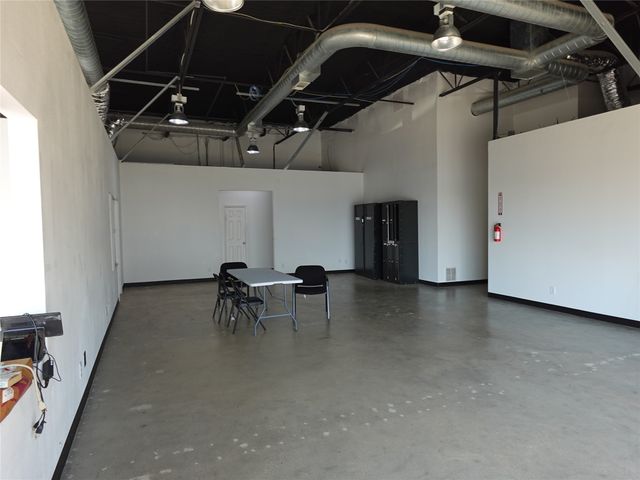 348 W Hurst Boulevard, Hurst, TX 76053