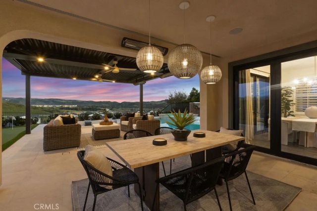 89 Ventada, Rancho Mission Viejo, CA 92694