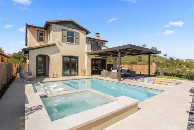 89 Ventada, Rancho Mission Viejo, CA 92694