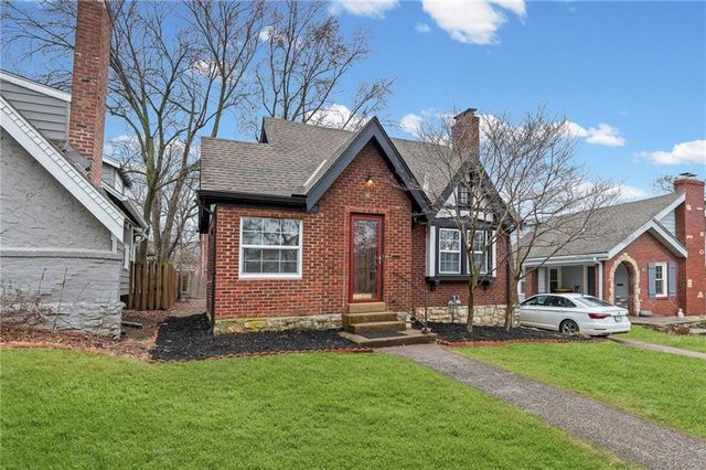 319 E 70th Terrace, Kansas City, MO 64113