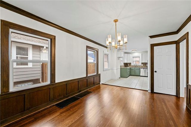 319 E 70th Terrace, Kansas City, MO 64113