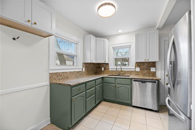 319 E 70th Terrace, Kansas City, MO 64113