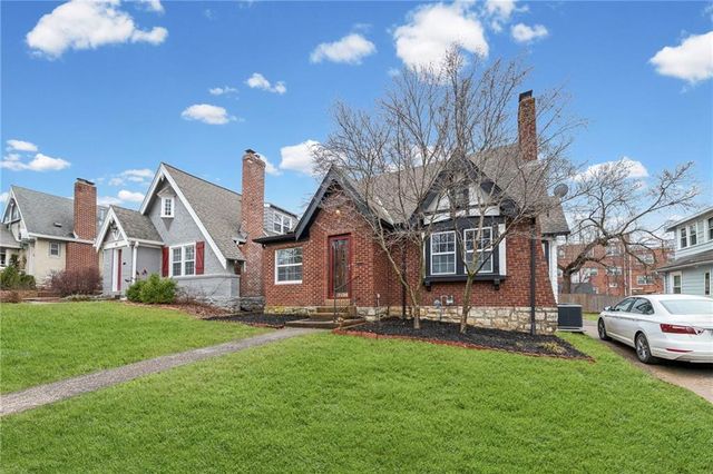 319 E 70th Terrace, Kansas City, MO 64113