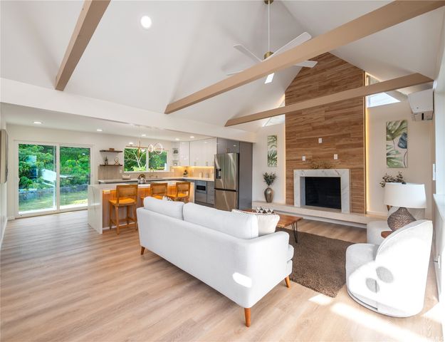 3272 Paumaka Place, Honolulu, HI 96822