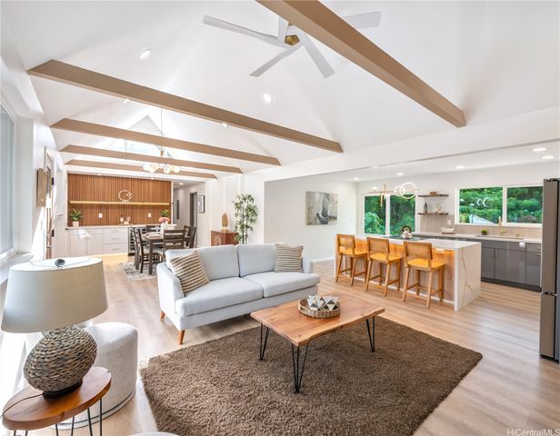 3272 Paumaka Place, Honolulu, HI 96822