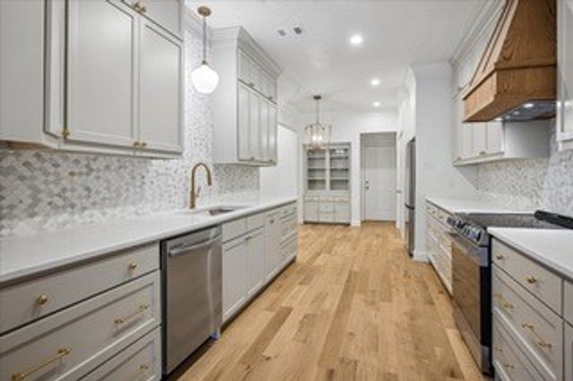 12332 Montego Plaza, Dallas, TX 75230
