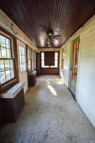 5900 Newburgh Road, Evansville, IN 47715