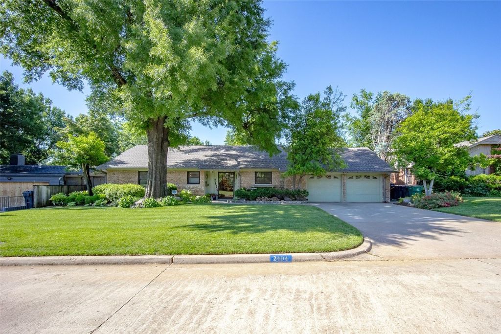 2404 NW 55th Terrace, Oklahoma City, OK 73112