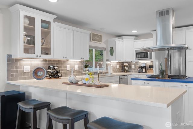 5 W Cape Horn Road, Cathlamet, WA 98612