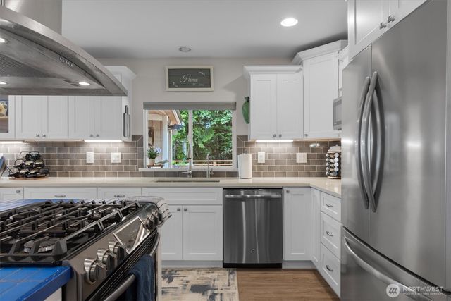 5 W Cape Horn Road, Cathlamet, WA 98612