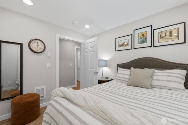 5 W Cape Horn Road, Cathlamet, WA 98612