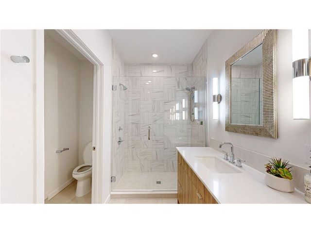 2 West Drive, Excelsior, MN 55331