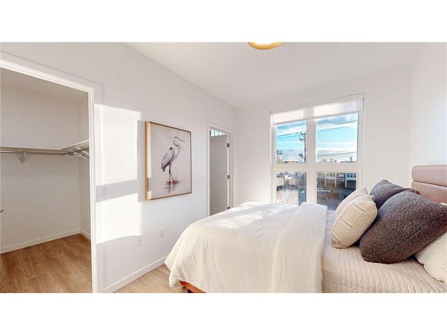 2 West Drive, Excelsior, MN 55331