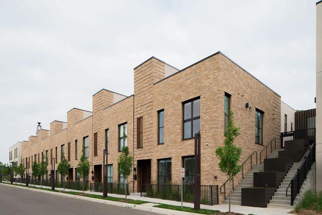 2 West Drive, Excelsior, MN 55331