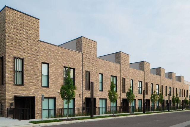 2 West Drive, Excelsior, MN 55331