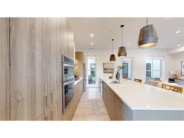 2 West Drive, Excelsior, MN 55331