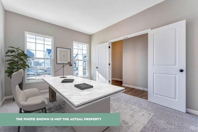 207 Scotsgrove Drive, Pataskala, OH 43062