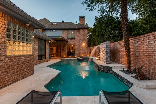 5804 Preston Fairways Drive, Dallas, TX 75252