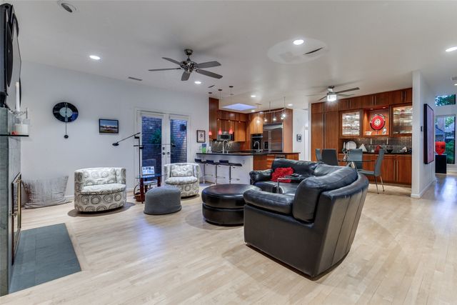 5804 Preston Fairways Drive, Dallas, TX 75252